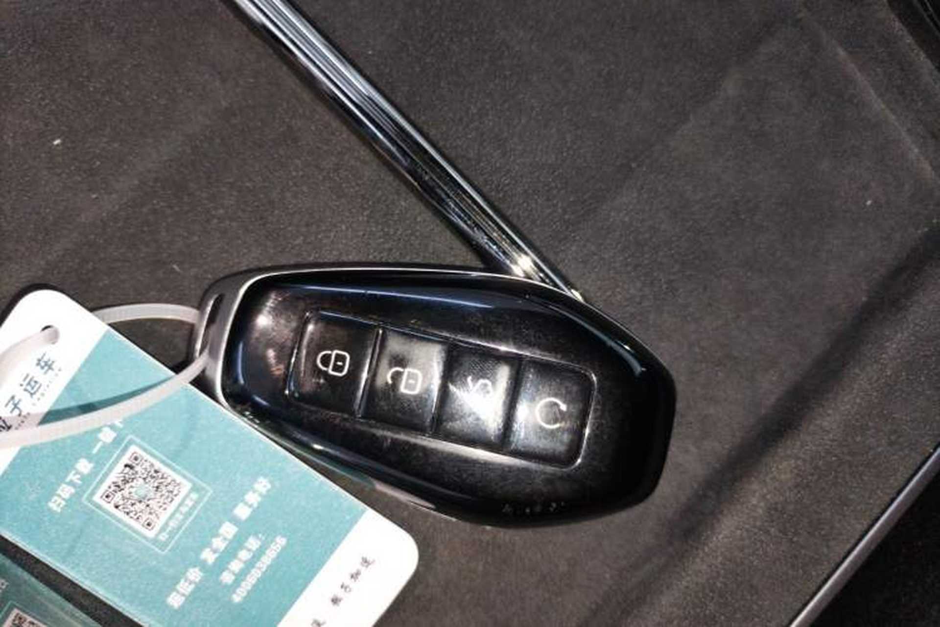 Used Denza Z9 2024 1100 km All-Wheel-Drive Ultra Version Interior 1