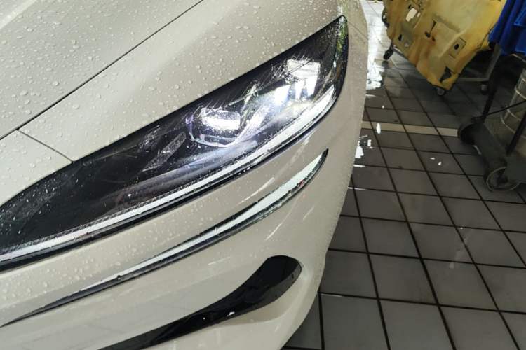 Used Denza Z9 2024 1100 km Four-Wheel Drive Max Version Left Front Headlight