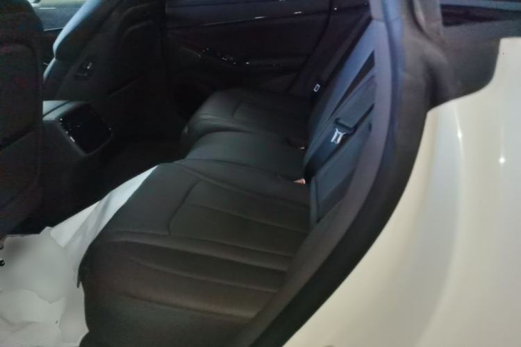 Used Denza Z9 2024 1100 km Four-Wheel Drive Max Version Left Rear Seat