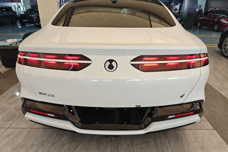 Used Denza Z9 2024 1100 km All-Wheel-Drive Ultra Version Rear