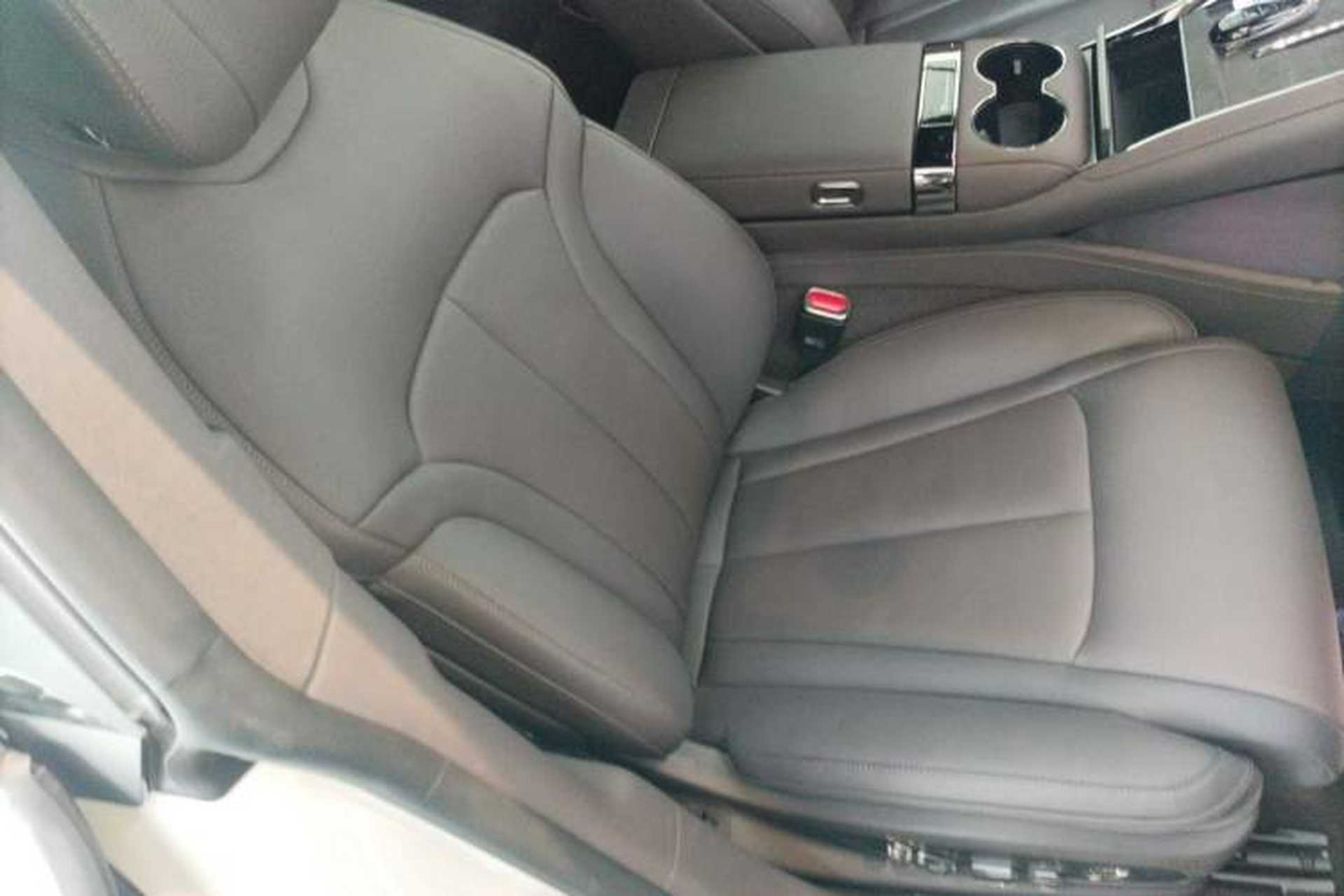 Used Denza Z9 2024 1100 km All-Wheel-Drive Ultra Version Right Front Seat