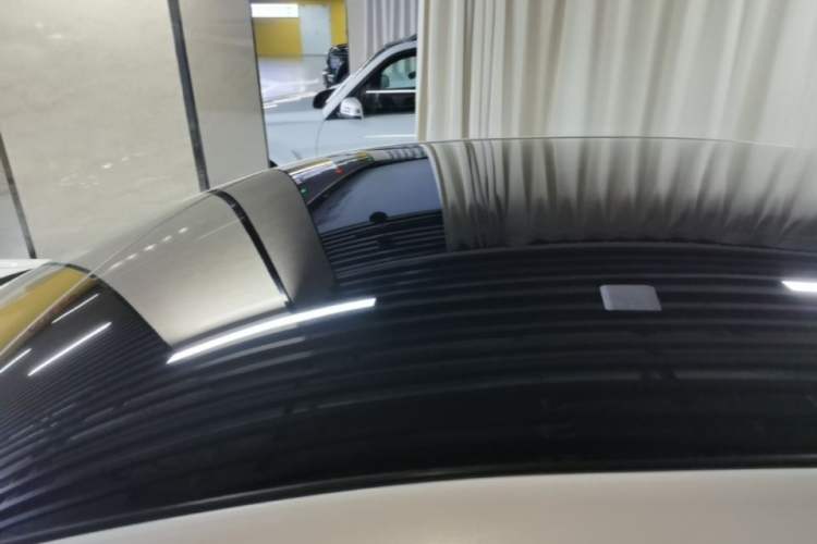 Used Denza Z9 2024 1100 km Four-Wheel Drive Max Version Roof
