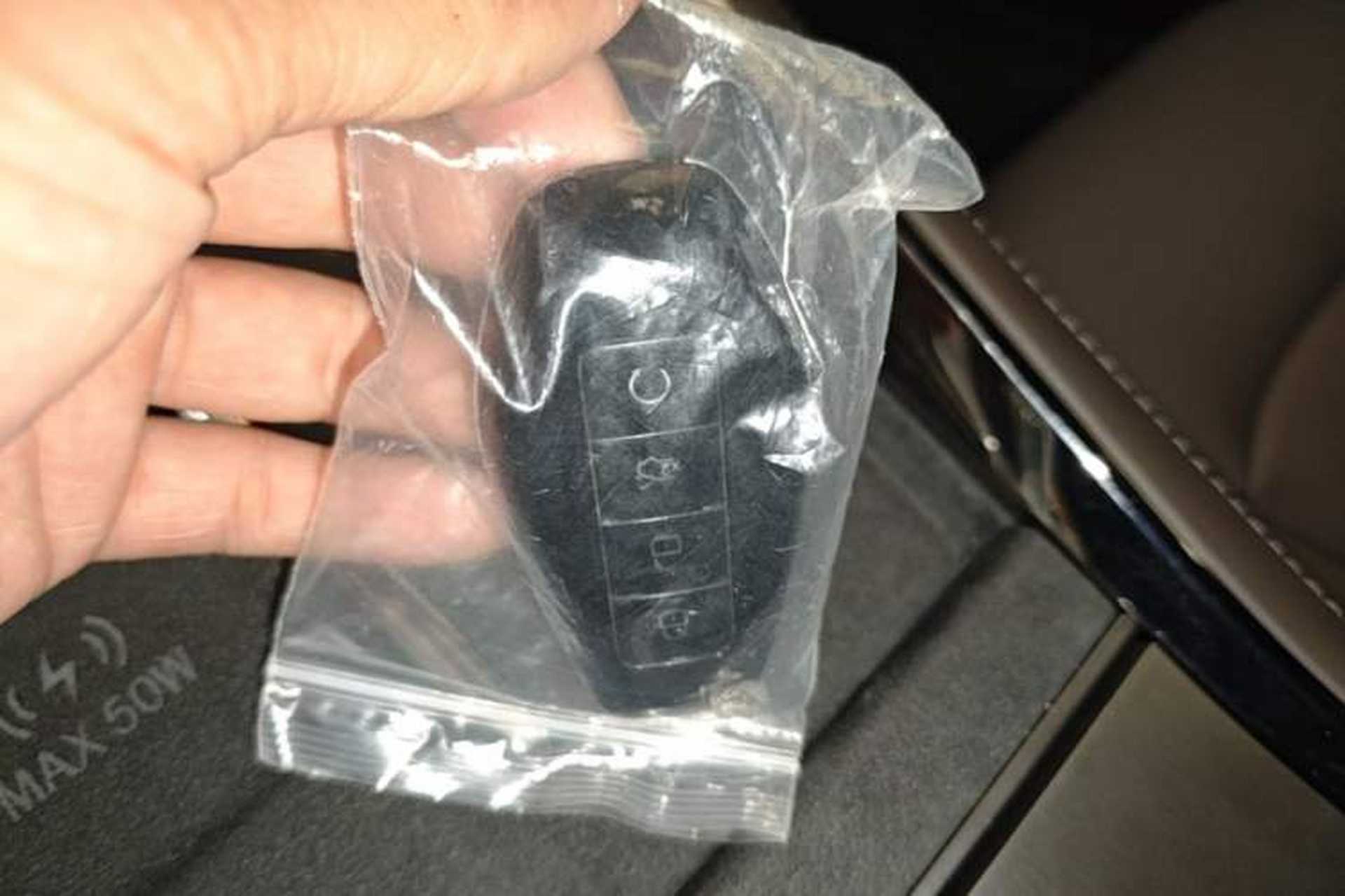 Used Denza Z9 2024 1100 km All-Wheel-Drive Ultra Version Vehicle Key