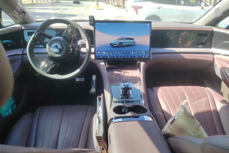Used Denza Z9GT 2024 1100 Four-Wheel Drive Max Edition Center Console