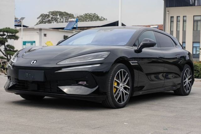 Used Denza Z9GT 2024 1100 Four-Wheel Drive Max Edition