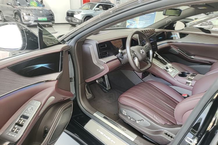Used Denza Z9GT 2024 630 All-Wheel Drive Max Edition Driver Seat