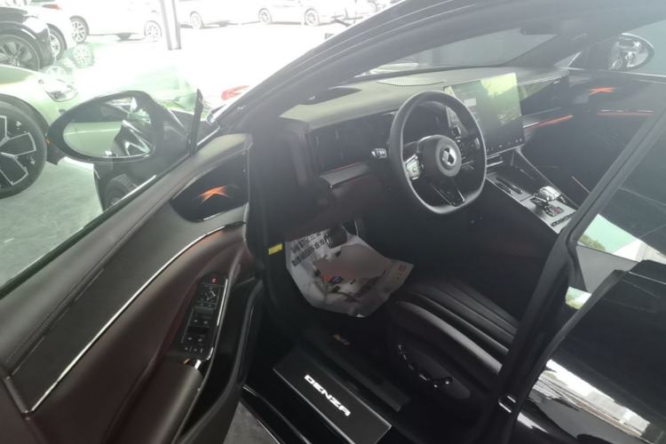 Used Denza Z9GT 2024 1100 Four-Wheel Drive Ultra Version Driver Seat