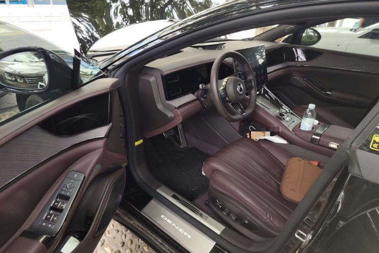 Used Denza Z9GT 2024 1100 Four-Wheel Drive Ultra Version Driver Seat