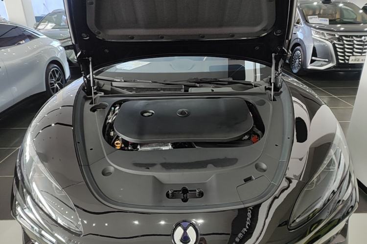 Used Denza Z9GT 2024 1100 Four-Wheel Drive Max Edition Engine Bay