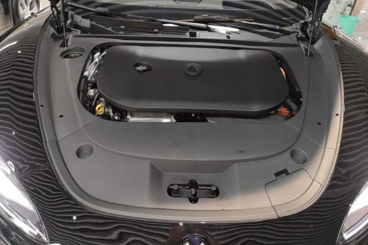 Used Denza Z9GT 2024 1100 4x4 Max First Edition Engine Bay
