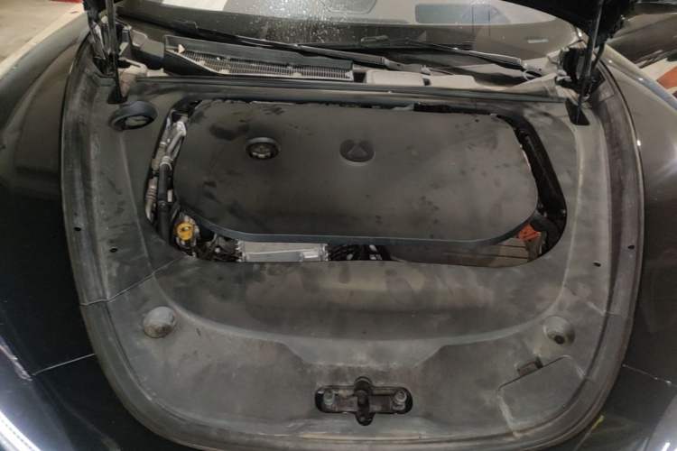 Used Denza Z9GT 2024 1100 Four-Wheel Drive Max Edition Engine Bay