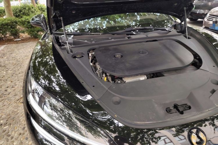 Used Denza Z9GT 2024 1100 Four-Wheel Drive Ultra Version Engine Bay Right