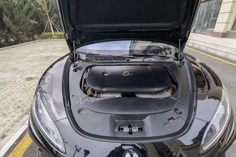 Used Denza Z9GT 2024 1100 Four-Wheel Drive Max Edition Engine Bay