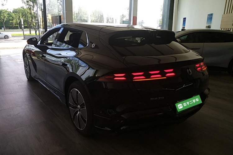 Used Denza Z9GT 2024 1100 Four-Wheel Drive Max Edition Exterior 2