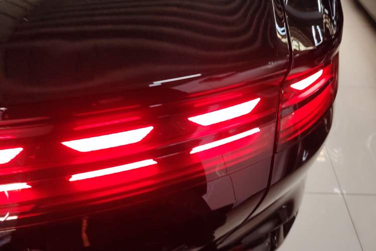 Used Denza Z9GT 2024 1100 4x4 Max First Edition Exterior 3