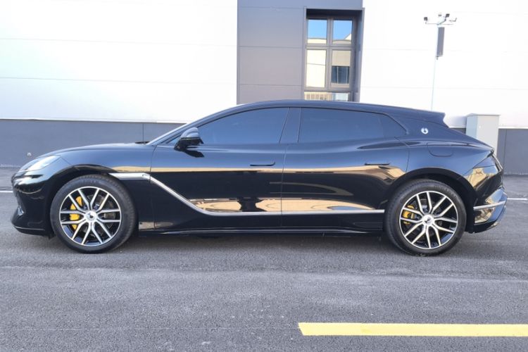 Used Denza Z9GT 2024 1100 Four-Wheel Drive Max Edition Exterior 3