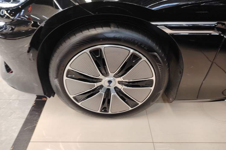 Used Denza Z9GT 2024 1100 4x4 Max First Edition Exterior 4