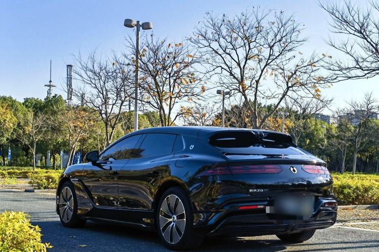 Used Denza Z9GT 2024 630 All-Wheel Drive Max Edition Exterior 4