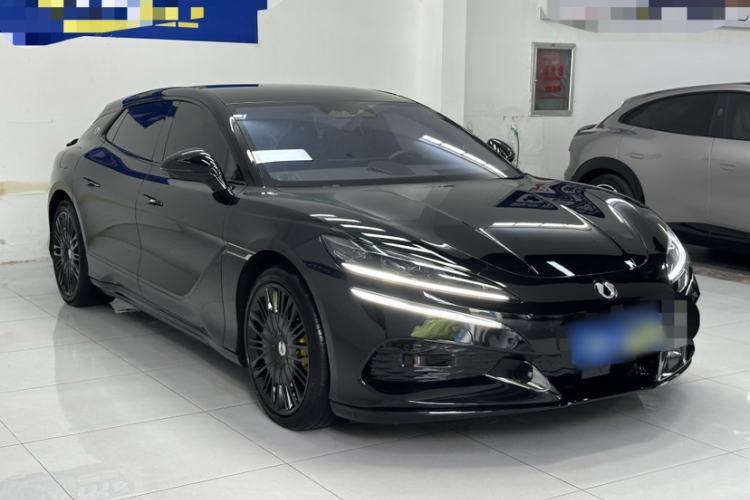 Used Denza Z9GT 2024 630 All-Wheel Drive Max Edition Exterior 5