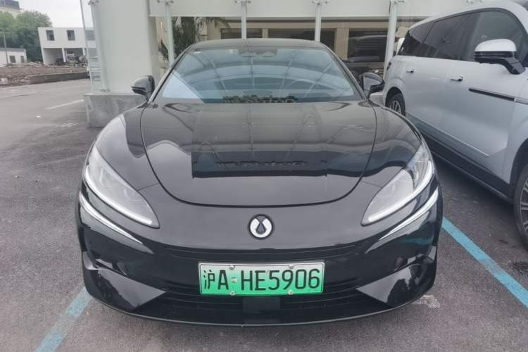 Used Denza Z9GT 2024 1100 4x4 Max First Edition Front