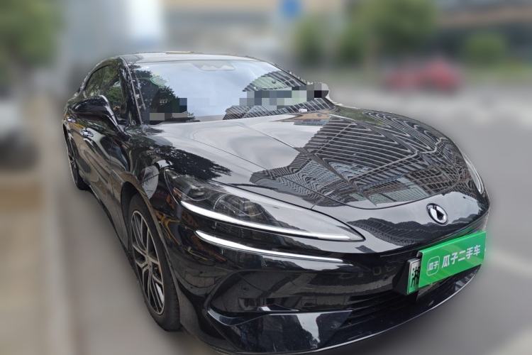Used Denza Z9GT 2024 1100 Four-Wheel Drive Max Edition Front Right 45 Deg