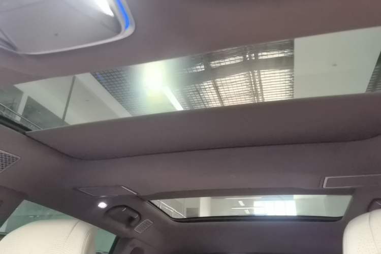 Used Denza Z9GT 2024 630 All-Wheel Drive Max Edition Headliner