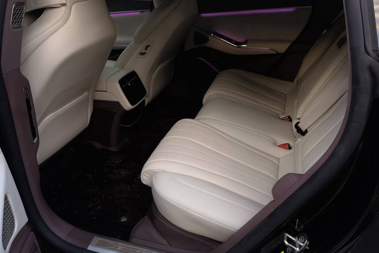 Used Denza Z9GT 2024 1100 Four-Wheel Drive Ultra Version Interior 1