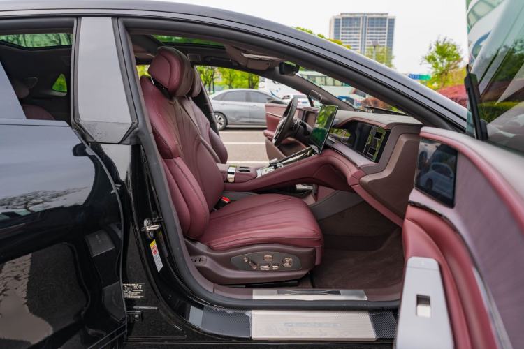 Used Denza Z9GT 2024 1100 Four-Wheel Drive Ultra Version Interior 3