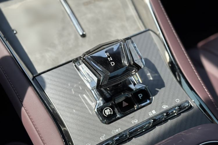 Used Denza Z9GT 2024 1100 Four-Wheel Drive Max Edition Interior 5