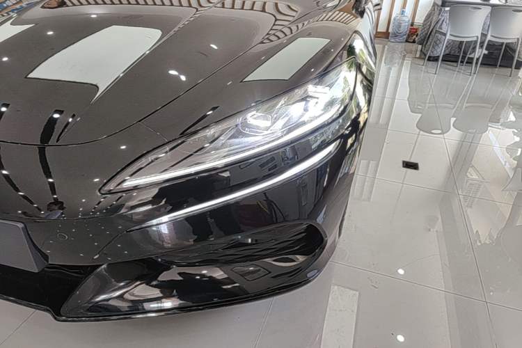 Used Denza Z9GT 2024 630 All-Wheel Drive Max Edition Left Front Headlight