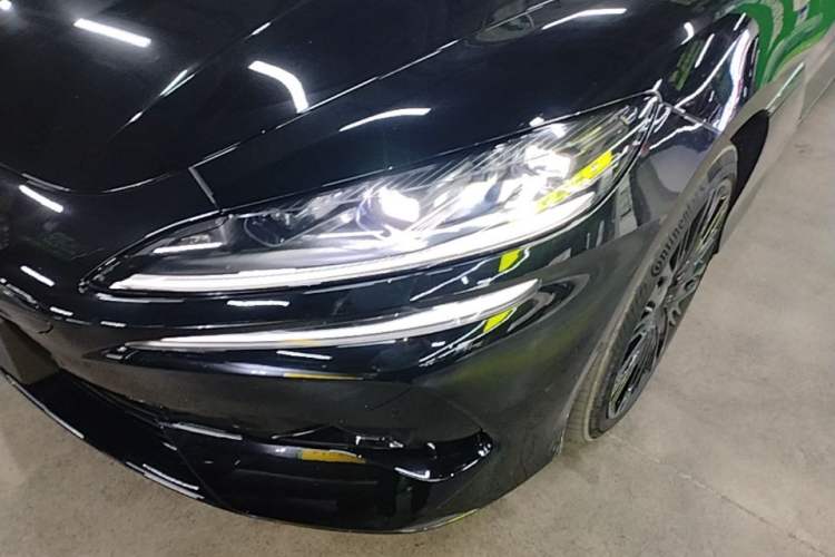 Used Denza Z9GT 2024 1100 Four-Wheel Drive Max Edition Left Front Headlight