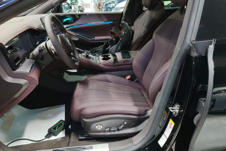 Used Denza Z9GT 2024 1100 Four-Wheel Drive Ultra Version Left Front Seat