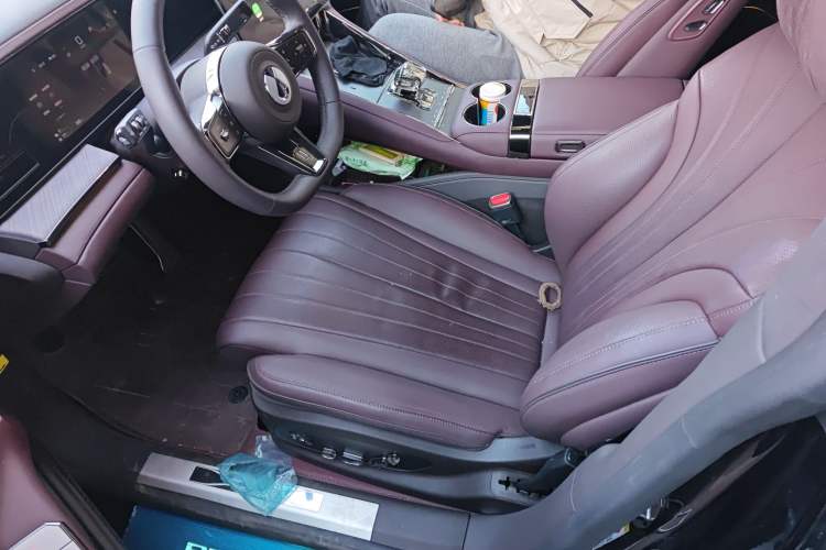 Used Denza Z9GT 2024 1100 4x4 Ultra First Edition Left Front Seat