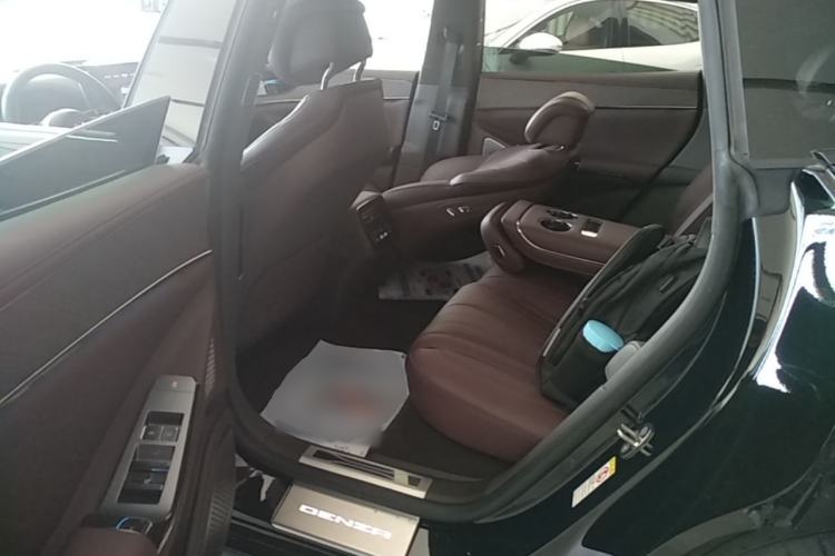 Used Denza Z9GT 2024 1100 4x4 Max First Edition Left Rear Seat