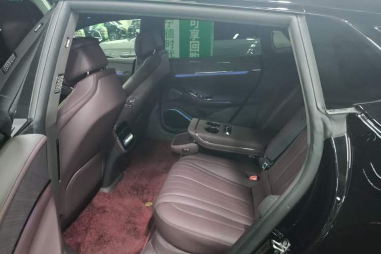Used Denza Z9GT 2024 1100 Four-Wheel Drive Ultra Version Left Rear Seat