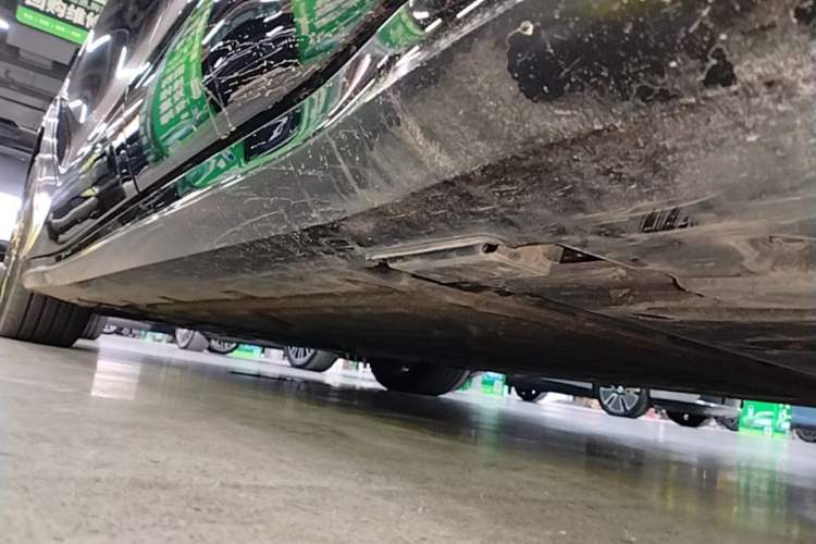 Used Denza Z9GT 2024 1100 Four-Wheel Drive Max Edition Left Side Sill