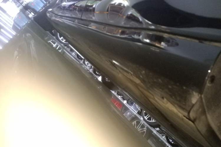 Used Denza Z9GT 2024 1100 Four-Wheel Drive Max Edition Left Side Sill