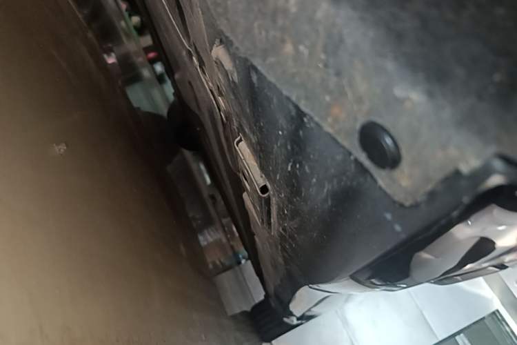 Used Denza Z9GT 2024 1100 Four-Wheel Drive Max Edition Left Side Sill