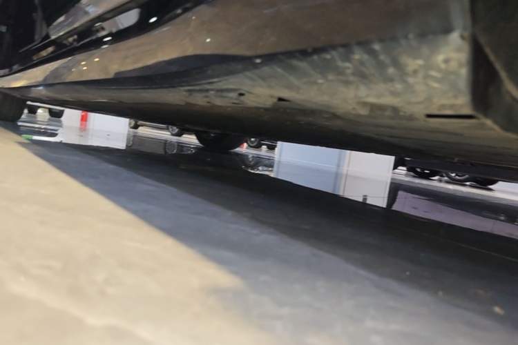 Used Denza Z9GT 2024 1100 Four-Wheel Drive Max Edition Left Side Sill