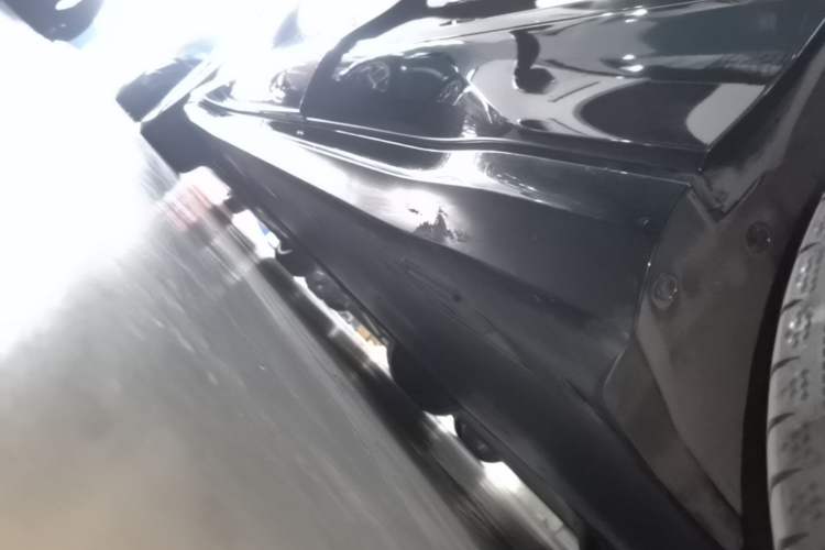 Used Denza Z9GT 2024 630 All-Wheel Drive Max Edition Left Side Sill