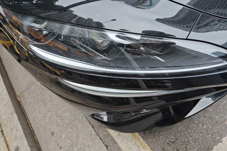 Used Denza Z9GT 2024 1100 Four-Wheel Drive Max Edition Right Front Headlight