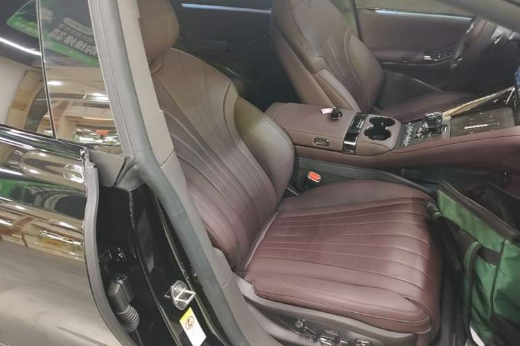 Used Denza Z9GT 2024 1100 Four-Wheel Drive Max Edition Right Front Seat