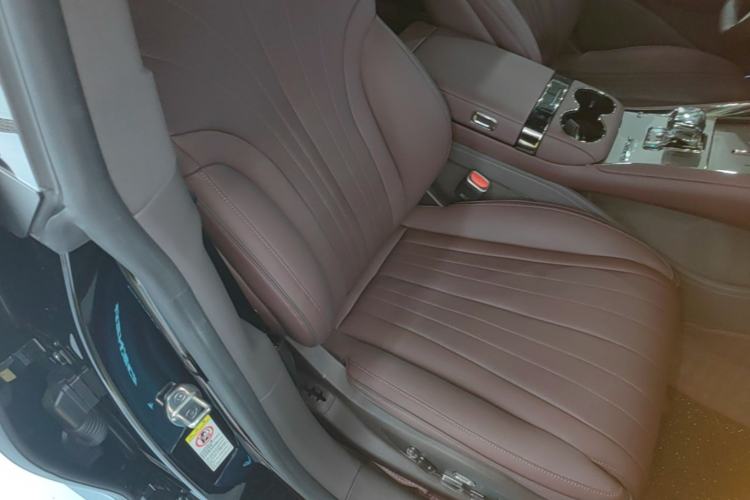 Used Denza Z9GT 2024 1100 Four-Wheel Drive Ultra Version Right Front Seat