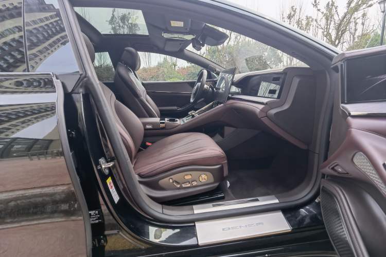 Used Denza Z9GT 2024 1100 Four-Wheel Drive Max Edition Right Front Seat