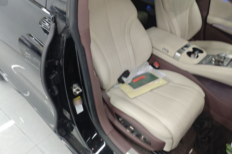 Used Denza Z9GT 2024 1100 4x4 Ultra First Edition Right Front Seat