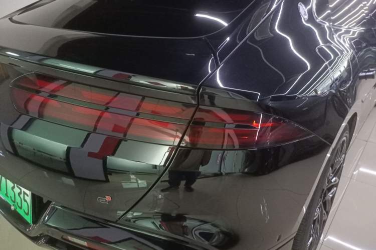Used Denza Z9GT 2024 1100 Four-Wheel Drive Max Edition Right Rear Taillight