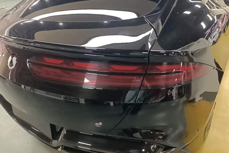 Used Denza Z9GT 2024 1100 Four-Wheel Drive Max Edition Right Rear Taillight