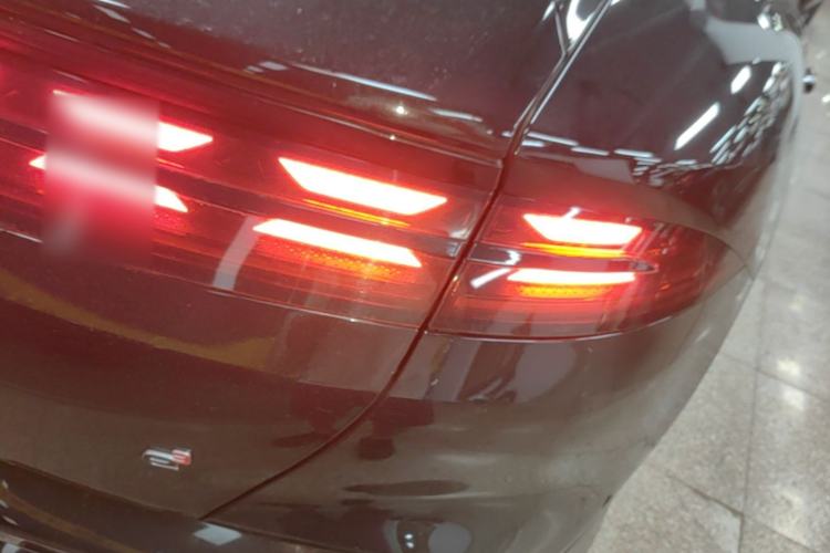 Used Denza Z9GT 2024 1100 4x4 Pro Version Right Rear Taillight