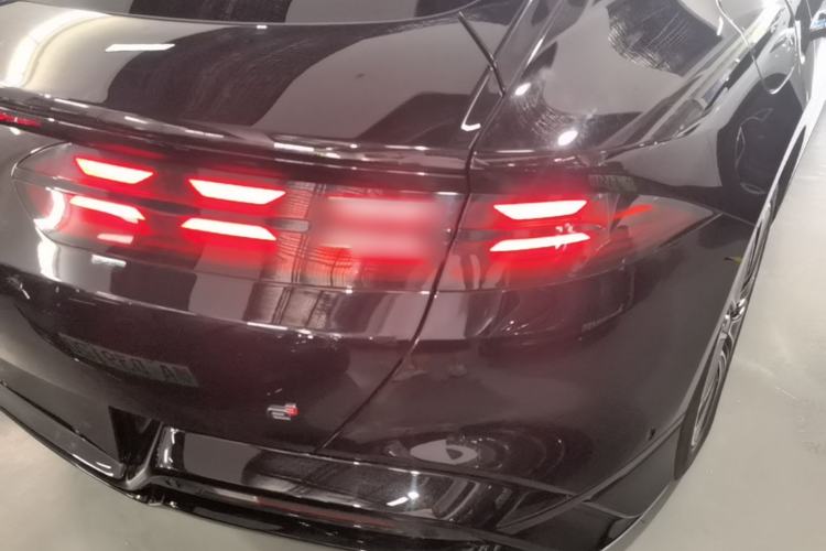 Used Denza Z9GT 2024 630 All-Wheel Drive Max Edition Right Rear Taillight