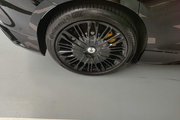 Used Denza Z9GT 2024 1100 Four-Wheel Drive Ultra Version Right Rear Wheel Hub